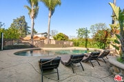 Photo - 14710 Greenleaf St House