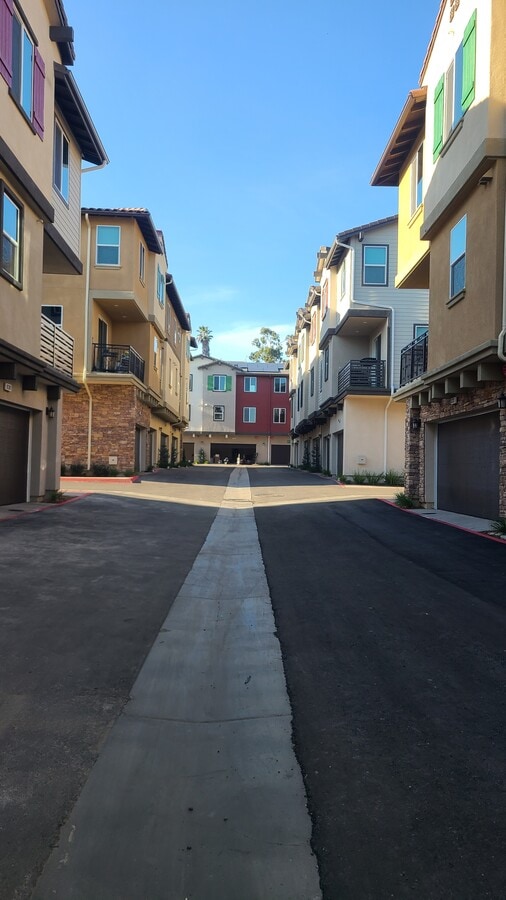 Photo - 8383 Tahoe St