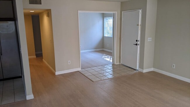 Building Photo - 11321 Avenida de los Lobos Unit Condo E for rent
