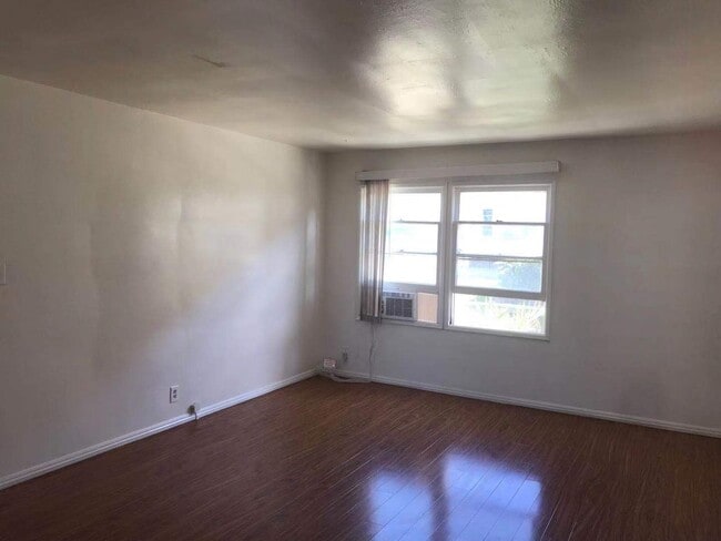 Photo - 2477 Silver Lake Blvd Unit 2477-A