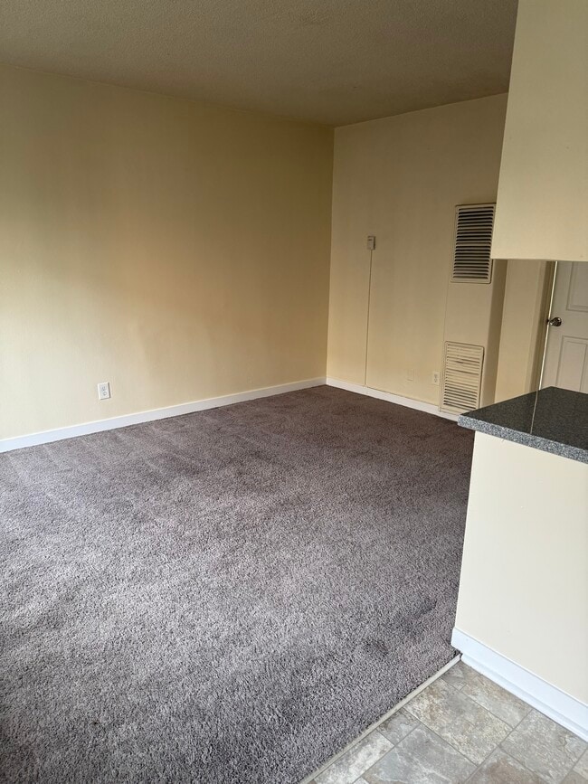 Photo - 2930 S Redondo Blvd Unit 2