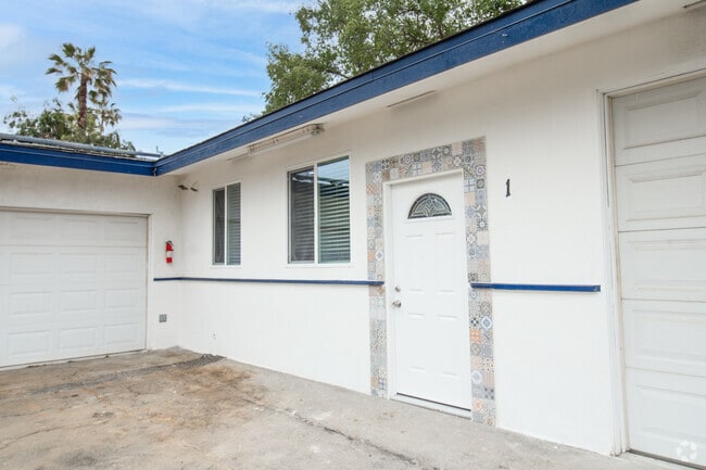 Building Photo - 1344 W 11th Ave Rental