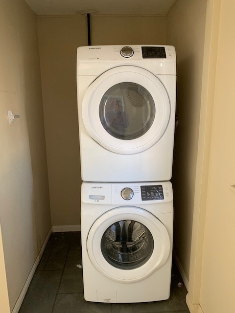 Laundry - 127 W Fig St Unit 1