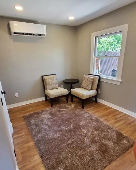 Photo - 1422 N Avenue 53