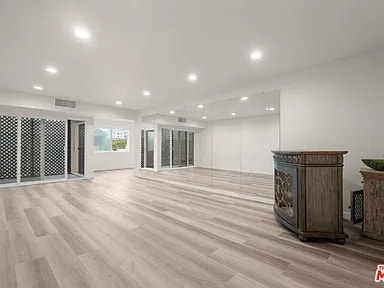 Photo - 423 S Rexford Dr Unit 202