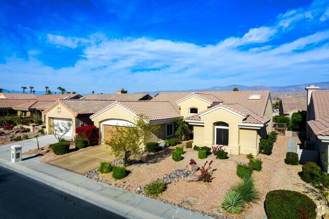 Building Photo - 78618 Dancing Waters Rd Rental