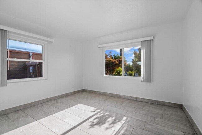 Photo - 608 N Rios Ave