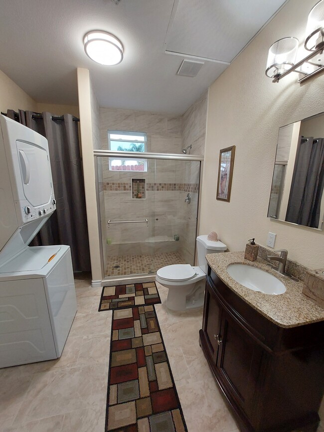 Photo - 709 Vale View Dr