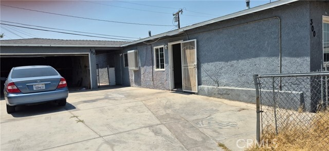 Building Photo - 300 Mary Anne Ave Rental