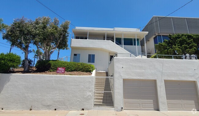 Building Photo - 2186 W California St Rental