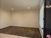 Photo - 2400 Vanderbilt Ln Unit 2400B