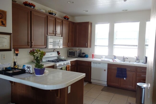 Photo - 16934 Laurel Hill Ln