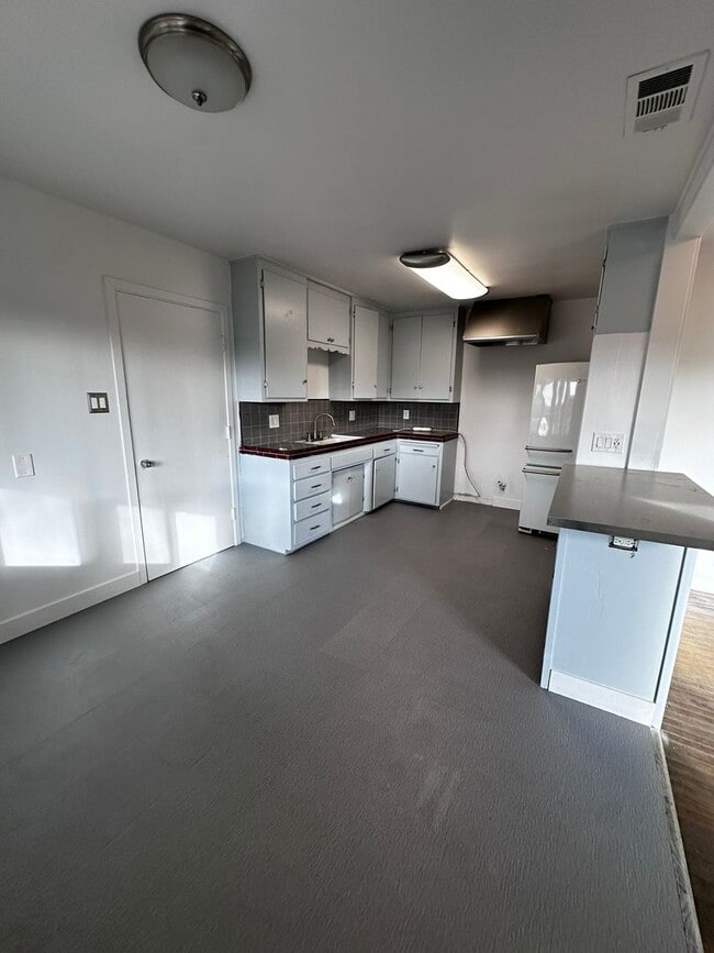 Photo - 1145 14th St Unit 1