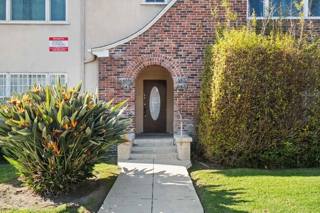 Photo - 645 S Detroit St