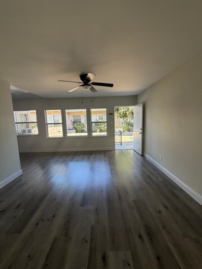 Photo - 3965 Normandie Ave Unit 3