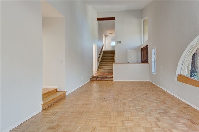 Photo - 407 Village Center Dr