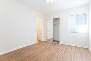 Photo - 12527 Stagg St House