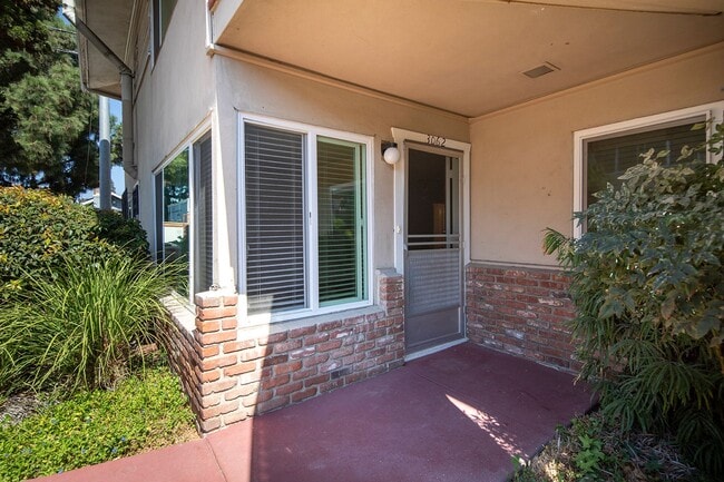 Photo - Beautifully Remodeled 2 BR in South Park Unit 3062