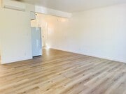 Photo - LVW Unit 8838 Lakeview Road A