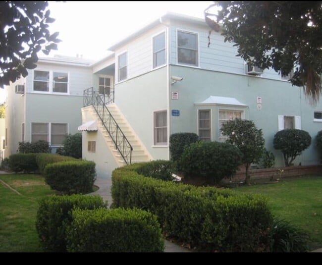 Photo - 11662 Chandler Blvd Unit 0