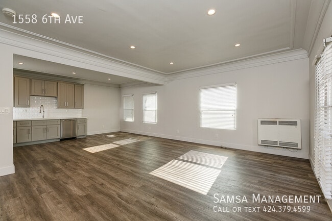 Photo - 1558 6th Ave