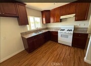Photo - 465 N Marengo Ave Townhome