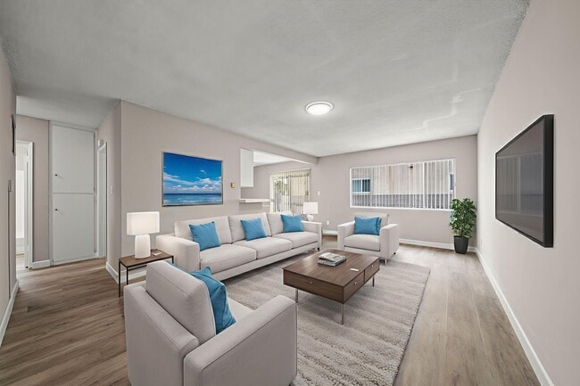 13627-13737 1/2 Lemoli Ave - 13627-13737 1/2 Lemoli Ave Apartments