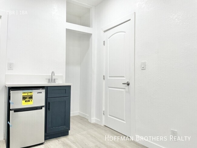 2826 Darwin Ave Unit C - Los Angeles, CA | WestsideRentals.com