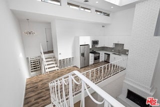 Photo - 764 N Doheny Dr
