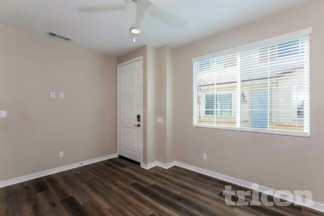 Photo - 24931 Padre Ct