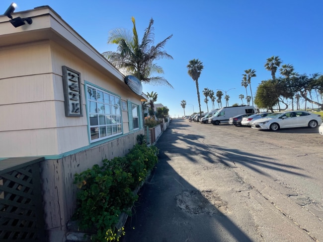 Photo - 747 San Fernando Pl