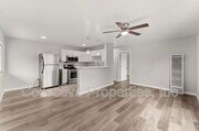 Photo - 320 Willie James Jones Ave Unit 3 - 3