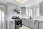 Photo - 217 N 6th St Townhome