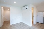 Photo - Remodeled Ocean Beach 1 Bedroom on Del Mar Ave ~ ALL UTILITIES INCLUDED! Unit 4950 1/2