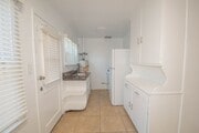 Photo - 14229 Victory Blvd Unit 14233.5