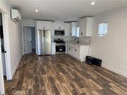 Photo - 523 W 78th St