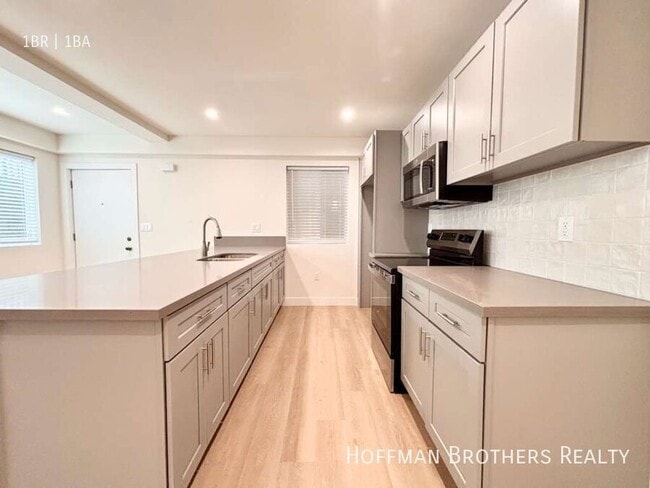 Photo - 6738 Independence Ave Unit 106