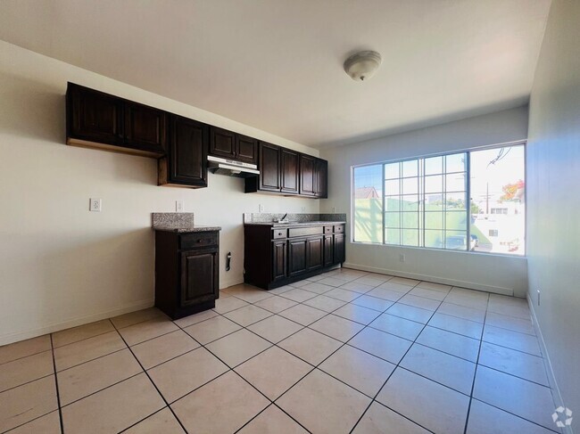 Building Photo - 1315 S Catalina St Rental