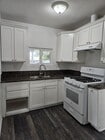 Kitchen - 3172 Farnsworth Ave