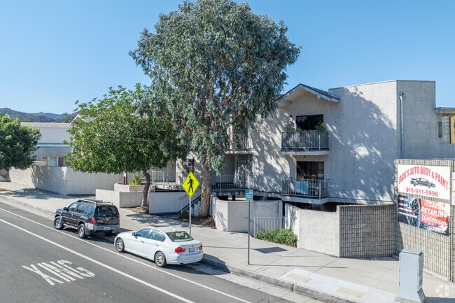 Primary - 7762 Foothill Blvd