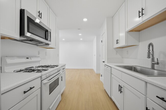 Photo - 1040 Gardena Unit 3
