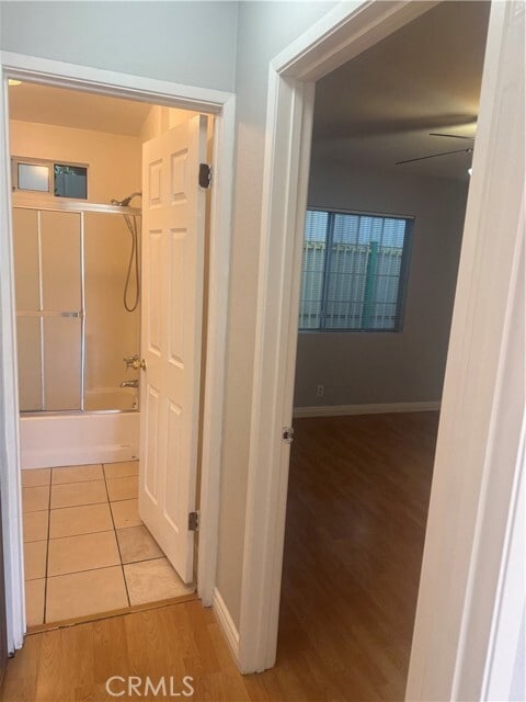 Photo - 6439 Woodman Ave Unit 2