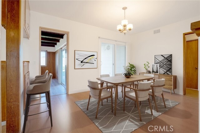 Photo - 2031 Nutwood Ave