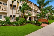 Photo - Villa La Paloma Apartments | 7722 Reseda Blvd
