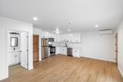 Photo - 2236 Burnside Ave