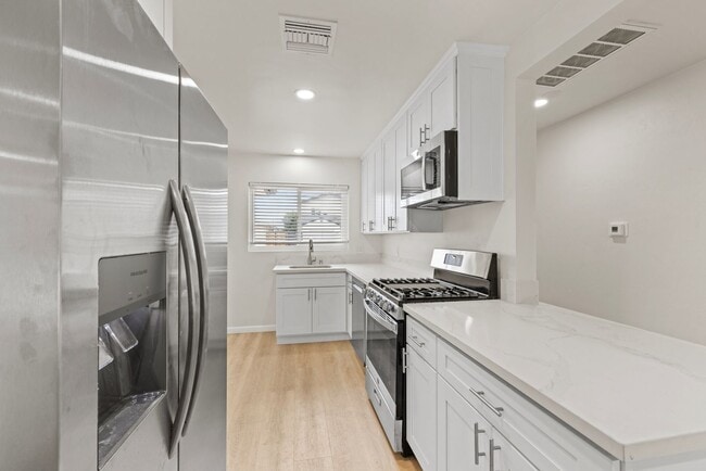 Photo - 5162-5166 Ewing St. Unit 5162 Ewing St.