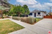 Photo - 3725 Edenhurst Ave