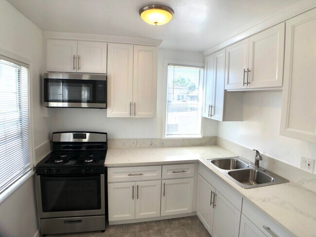 Photo - 4080-4084 Leimert Blvd (On sale) Unit 4082