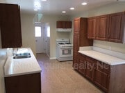 Photo - 1225 Swain St