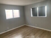 Photo - 10231 Fernglen Ave